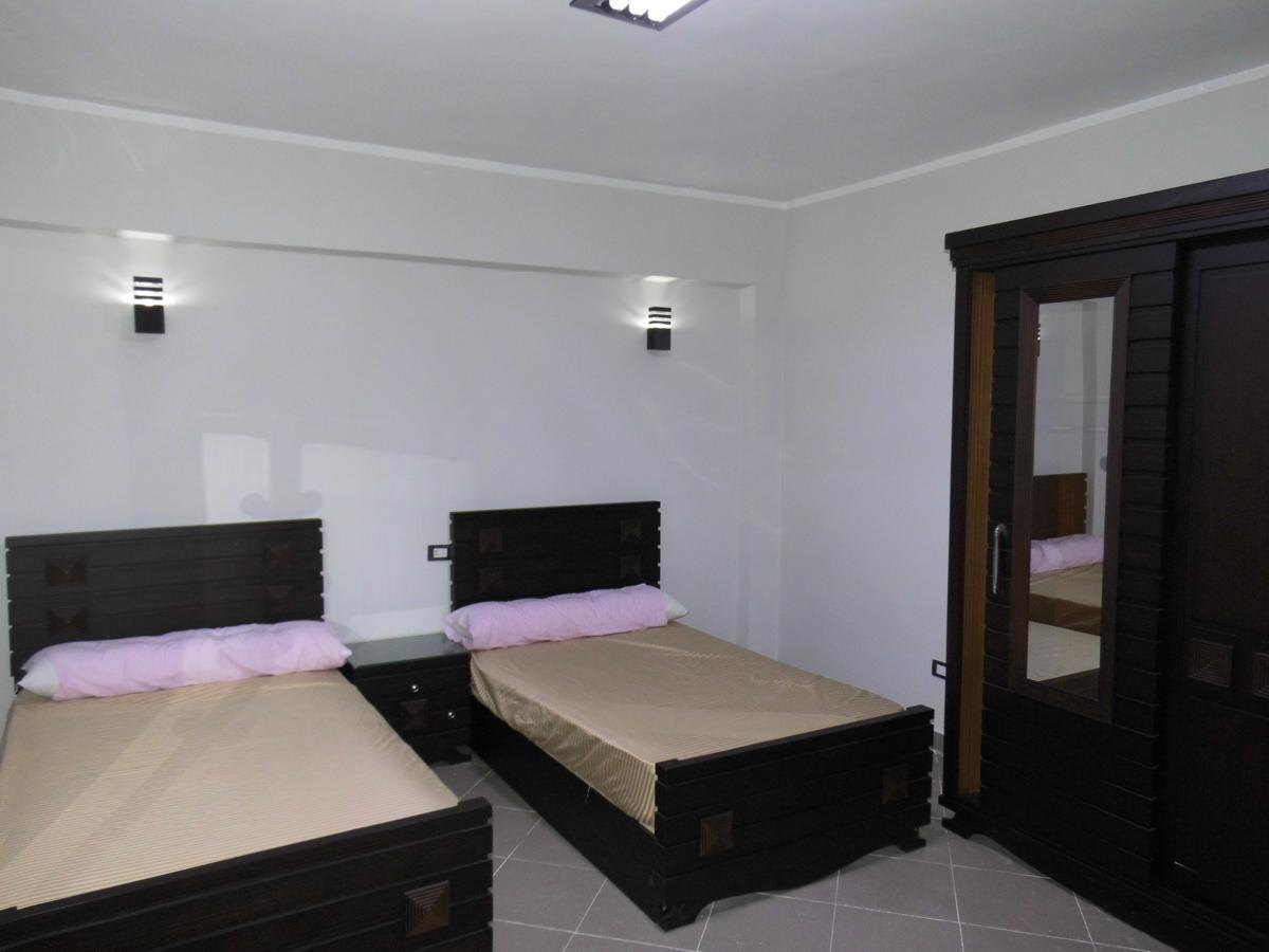 Three-Bedroom Apartment At Louly Beach Resort Ain Sukhna Eksteriør billede