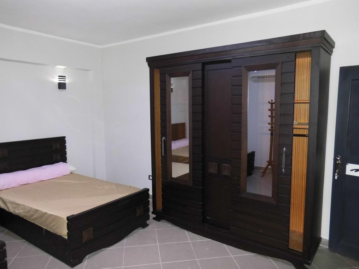 Three-Bedroom Apartment At Louly Beach Resort Ain Sukhna Eksteriør billede
